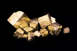 Pirita Cúbica. No deberá faltar en tu nueva colección de minerales